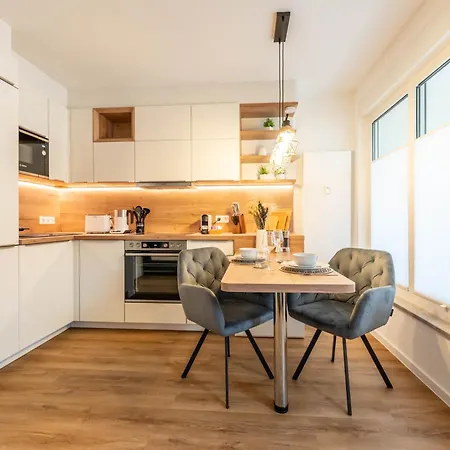 Aurum - Eastside - Bright Collection شقة